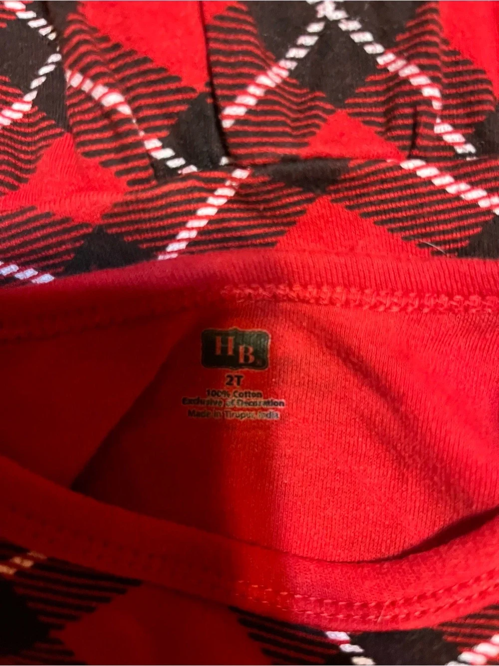 H R cute red